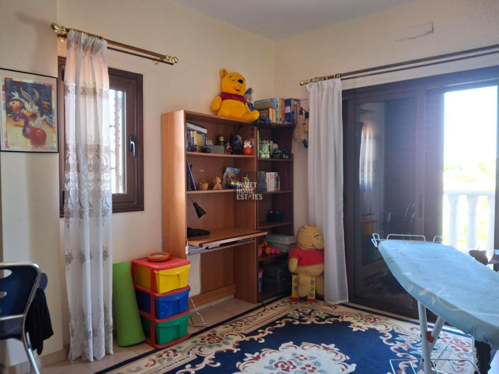 Image No.15-5 Bed House for sale