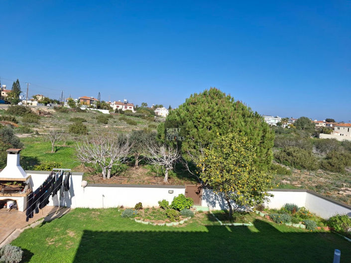 Image No.28-5 Bed House for sale