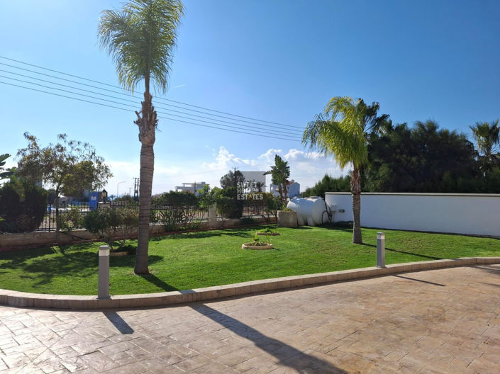 Image No.29-5 Bed House for sale