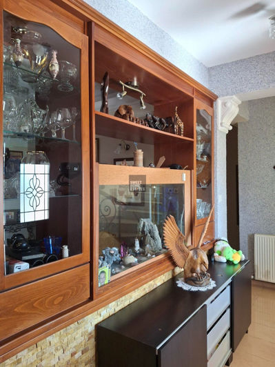 Image No.8-5 Bed House for sale