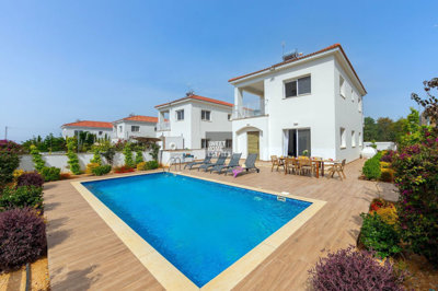 1 - Ayia Napa, House
