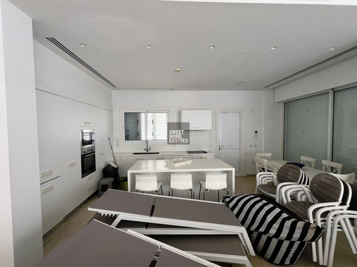 Image No.13-5 Bed House for sale