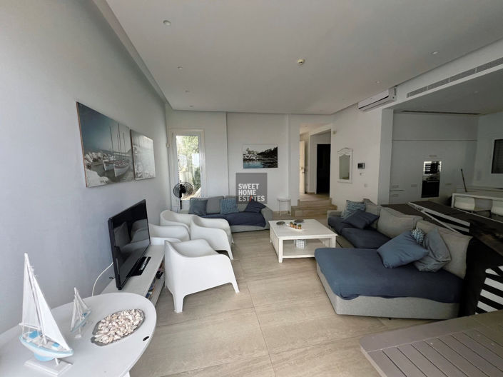 Image No.15-5 Bed House for sale