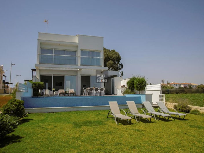 Image No.4-5 Bed House for sale