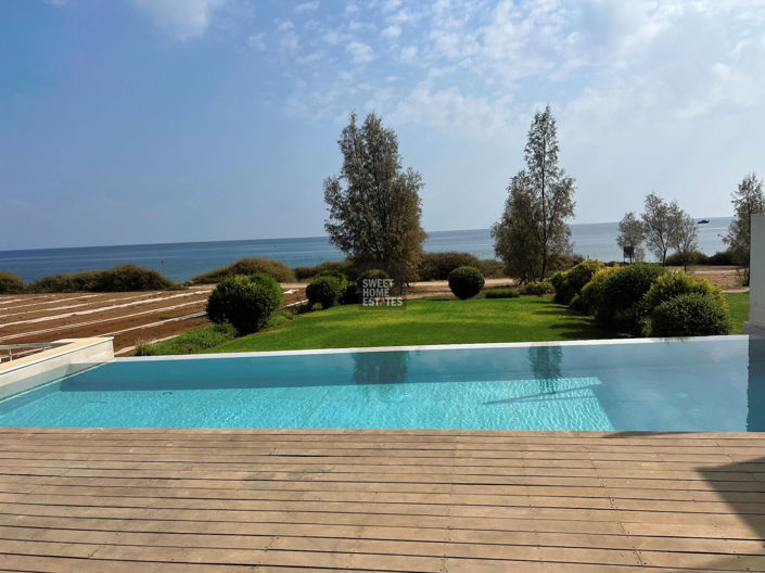 Image No.8-5 Bed House for sale