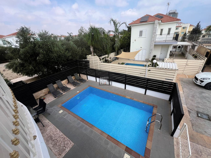 Image No.22-3 Bed House for sale