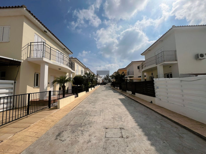 Image No.29-3 Bed House for sale