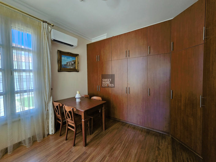 Image No.11-4 Bed House for sale