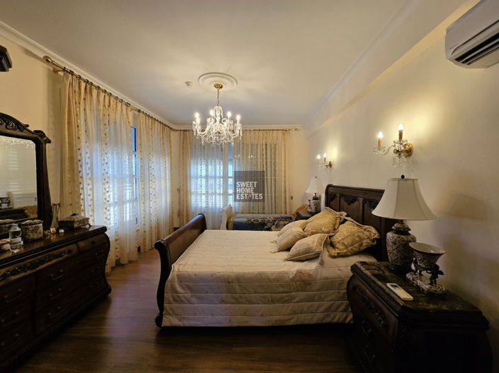 Image No.12-4 Bed House for sale