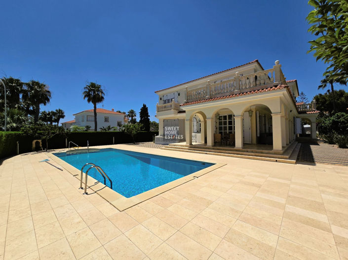 Image No.24-4 Bed House for sale