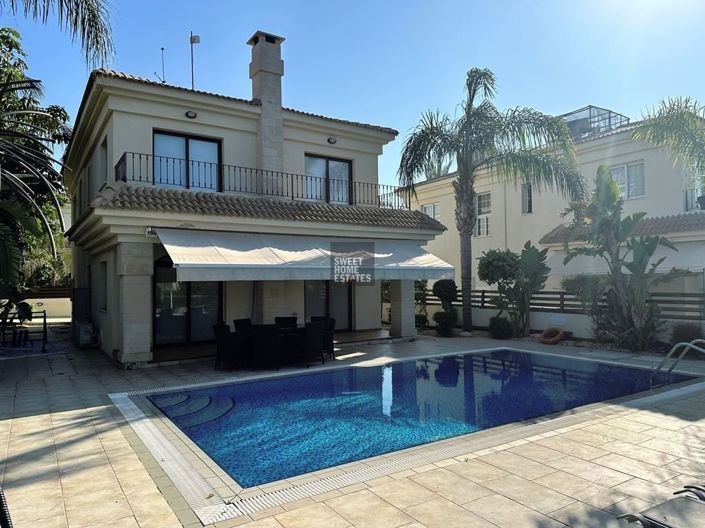 Image No.2-4 Bed House for sale