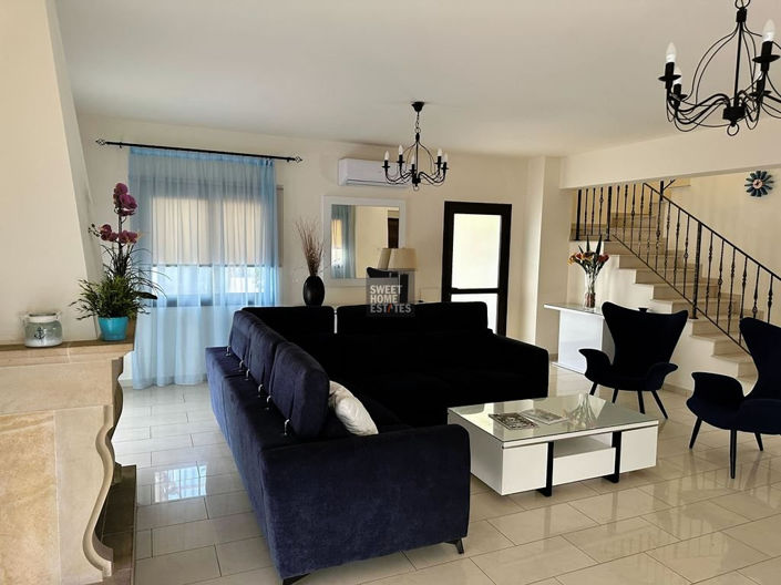 Image No.3-4 Bed House for sale