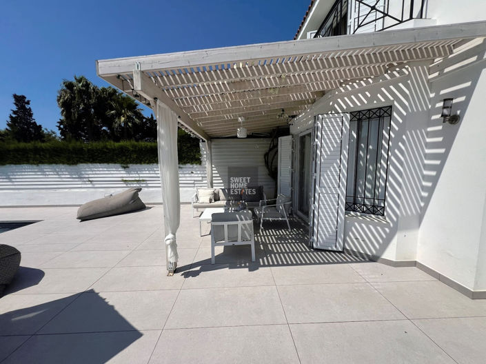 Image No.10-3 Bed House for sale