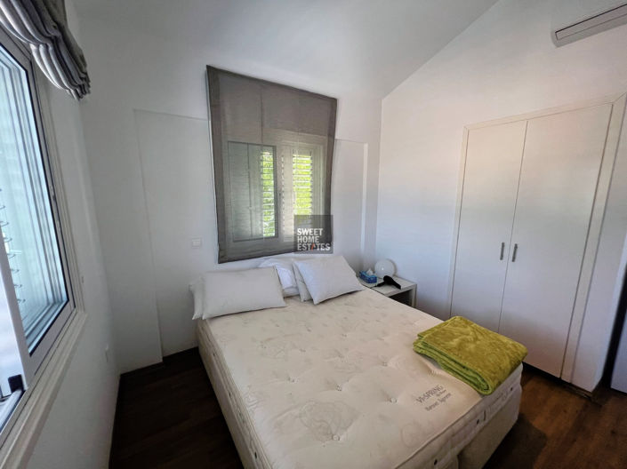 Image No.29-3 Bed House for sale