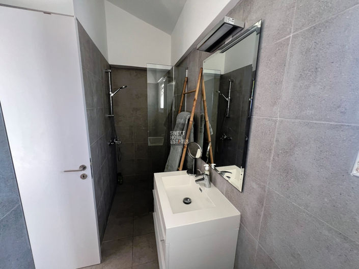 Image No.36-3 Bed House for sale