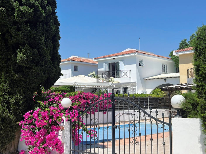 Image No.47-3 Bed House for sale