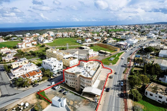 Image No.4-Commercial for sale