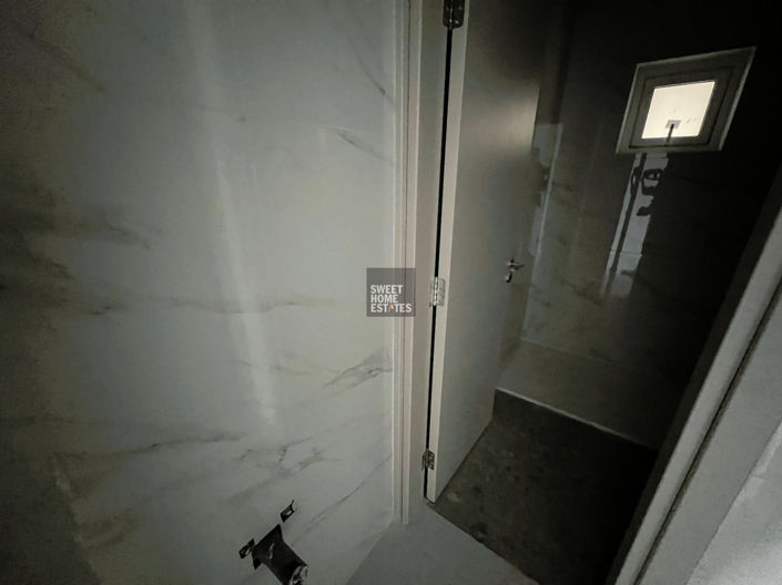 Image No.13-3 Bed House for sale