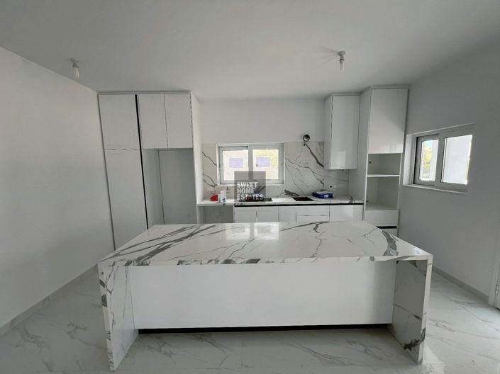 Image No.5-3 Bed House for sale