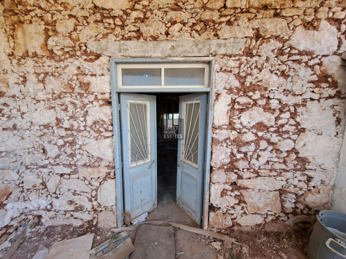 Image No.3-2 Bed House for sale