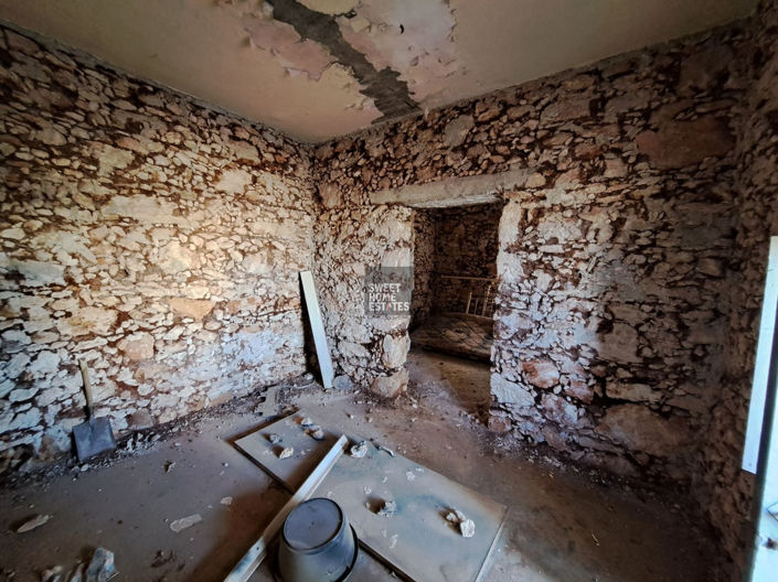 Image No.7-2 Bed House for sale