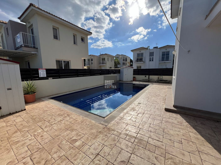 Image No.17-3 Bed House for sale