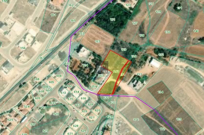 Image No.2-Terre à vendre à Xylofagou