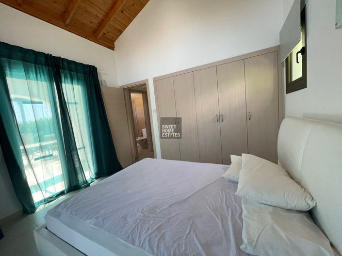 Image No.24-2 Bed House for sale