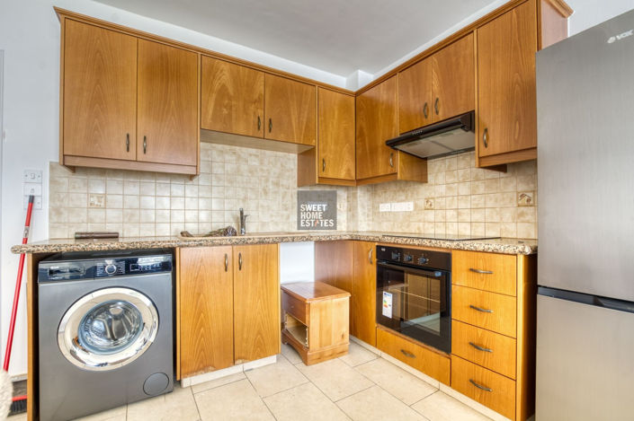 Image No.8-2 Bed Apartment for sale