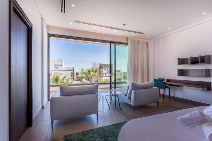 Image No.18-3 Bed House for sale