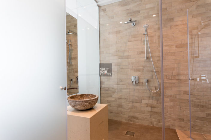 Image No.26-3 Bed House for sale