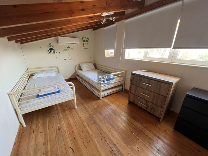 Image No.25-6 Bed House for sale