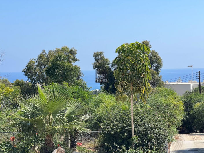 Image No.30-6 Bed House for sale