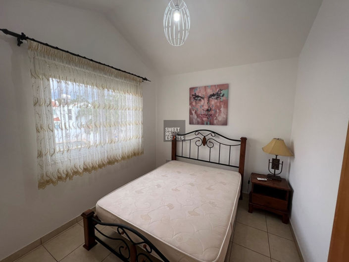 Image No.12-3 Bed House for sale