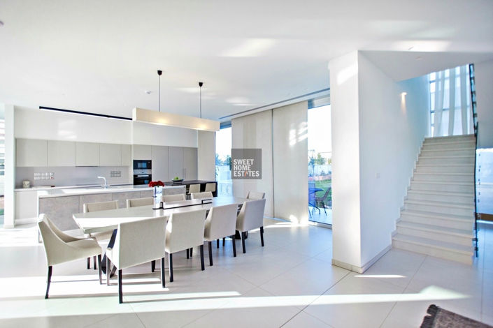 Image No.22-4 Bed House for sale