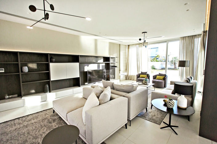 Image No.32-4 Bed House for sale