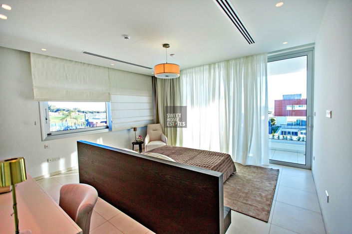 Image No.37-4 Bed House for sale