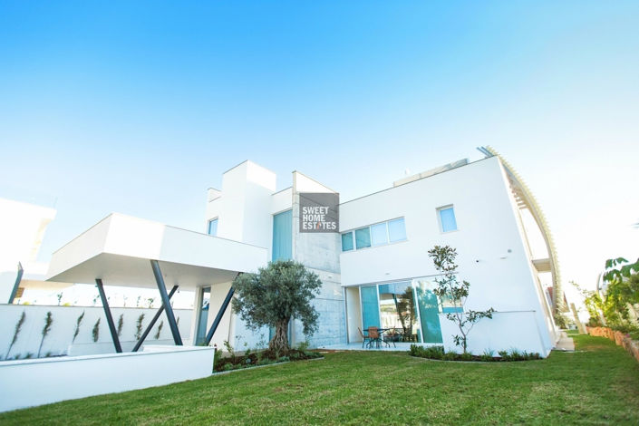 Image No.6-4 Bed House for sale