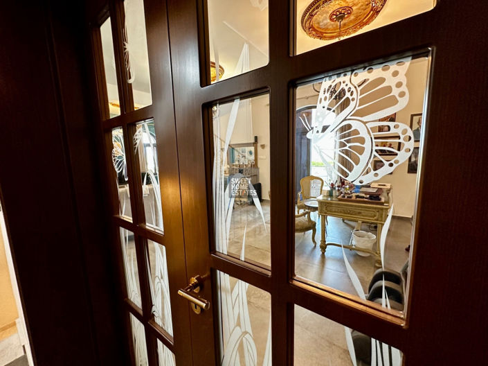 Image No.35-6 Bed House for sale