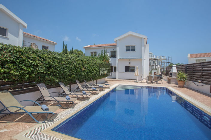 Image No.2-3 Bed House for sale