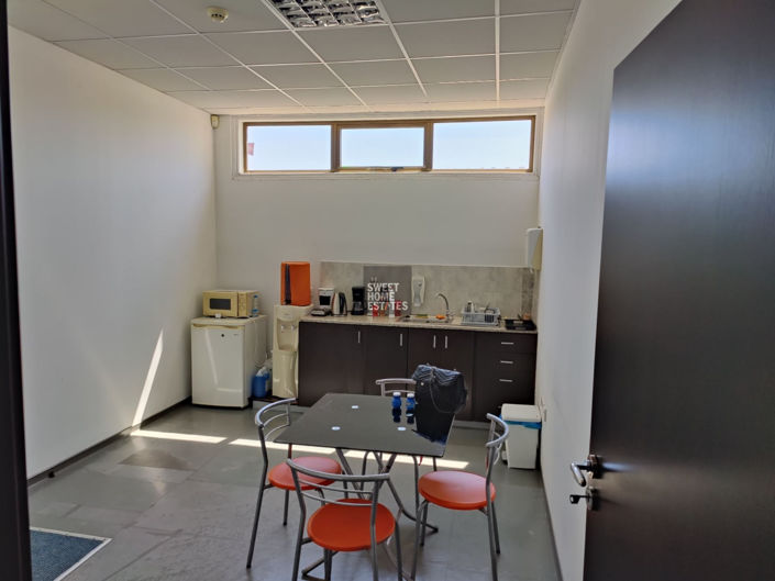 Image No.4-Commercial à vendre à Paralimni