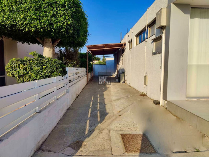 Image No.6-Commercial à vendre à Paralimni