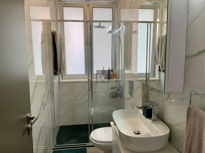 Image No.25-4 Bed House for sale