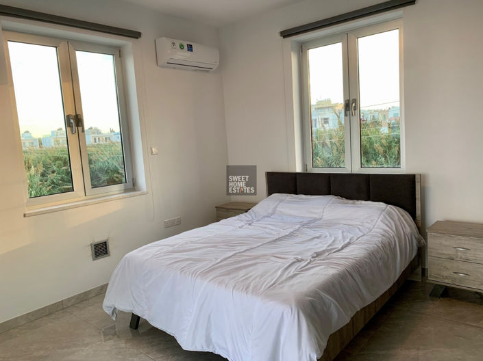 Image No.26-4 Bed House for sale