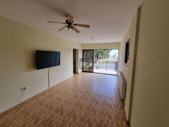 Image No.11-5 Bed House for sale