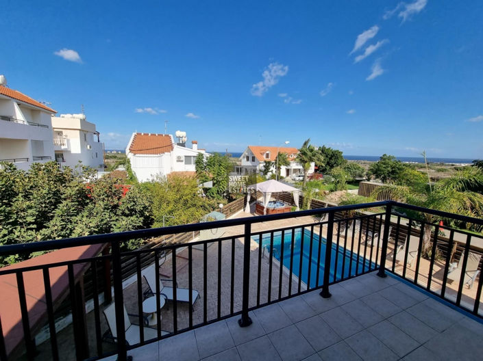 Image No.39-5 Bed House for sale