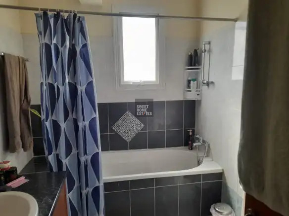 Image No.10-4 Bed House for sale