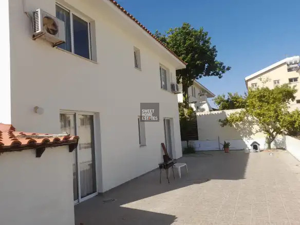 Image No.11-4 Bed House for sale