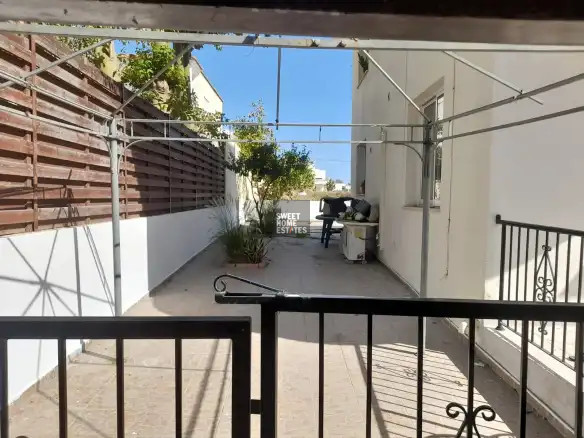 Image No.13-4 Bed House for sale