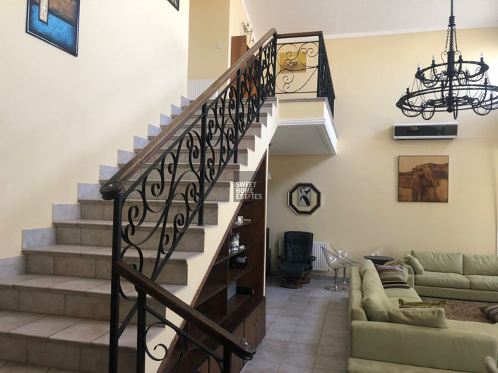 Image No.14-5 Bed House for sale